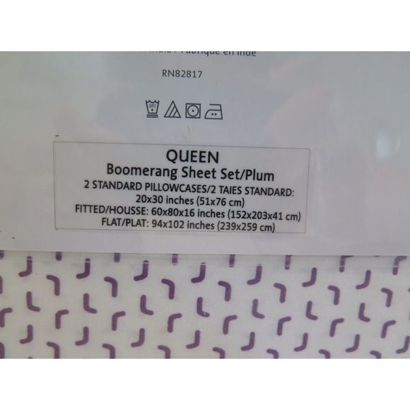 Lacoste QUEEN 100% Cotton White/Plum Boomerang Design Sheet Set $180 - Picture 4 of 7